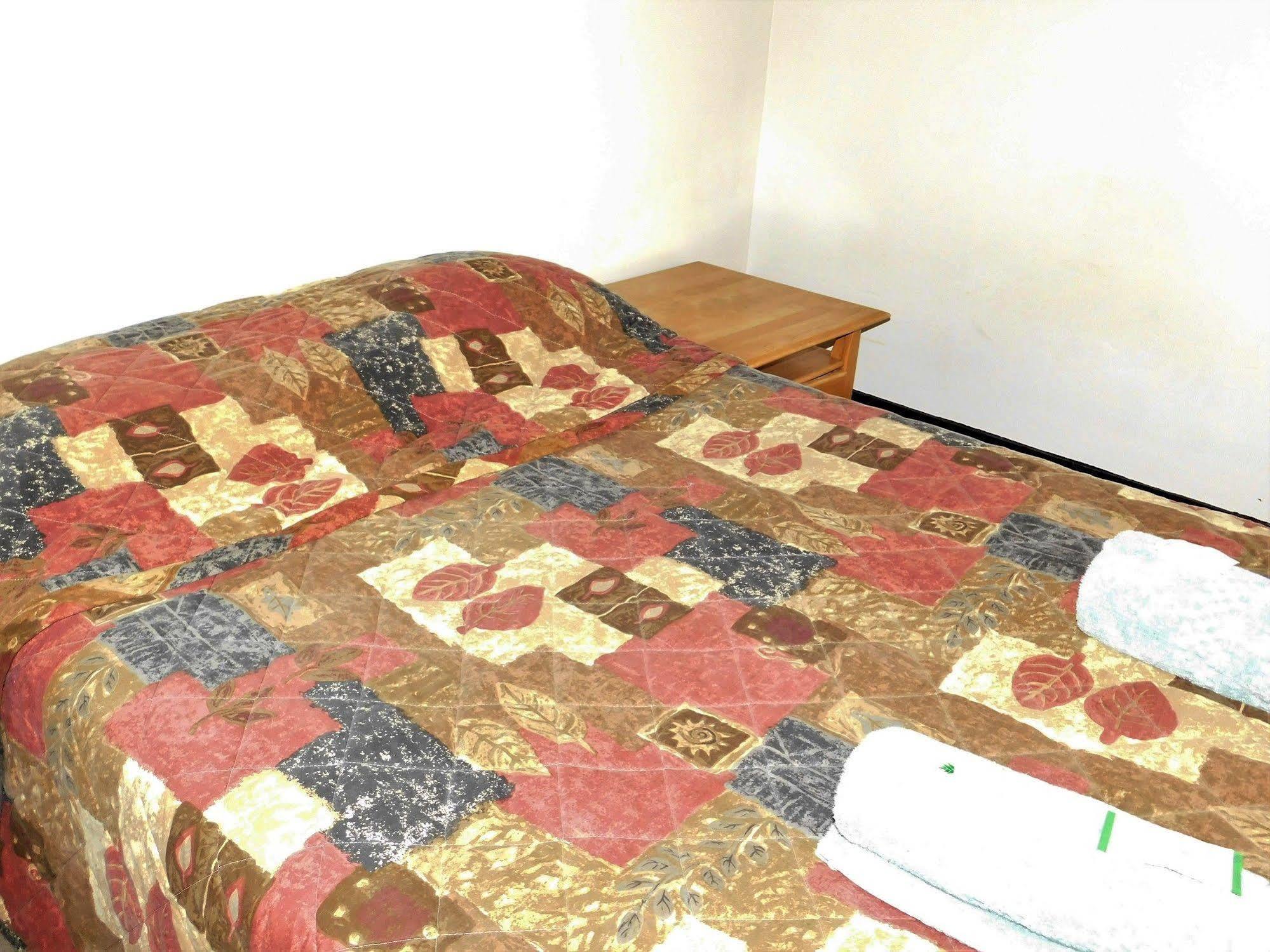 Royal Hotel-Motel Морі Екстер'єр фото